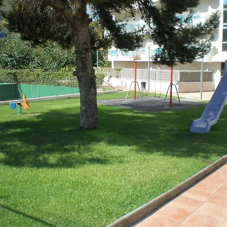 Rentalmar Families Larimar דירה סאלו