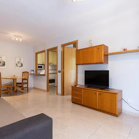 Rentalmar Families Larimar * Salou
